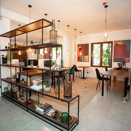 The Tbilisi Pod Hostel ภายนอก รูปภาพ